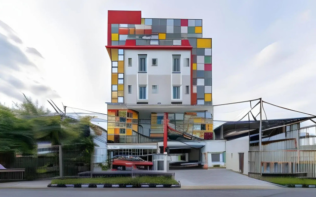 Front One Budget Boyolali