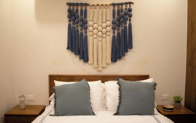 Paravian 704 2BR Condo Playa del Carmen