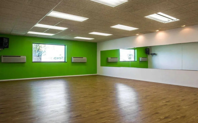 Comfort Inn Manchester Airport