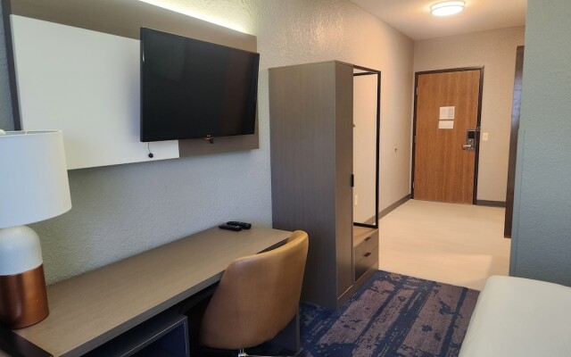 Comfort Inn & Suites Weston - Wausau