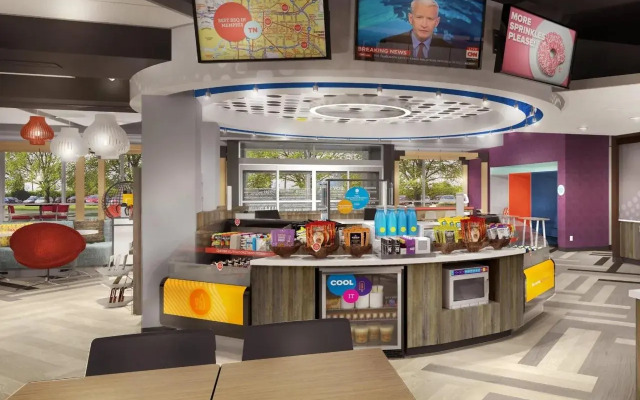 Tru by Hilton McDonough