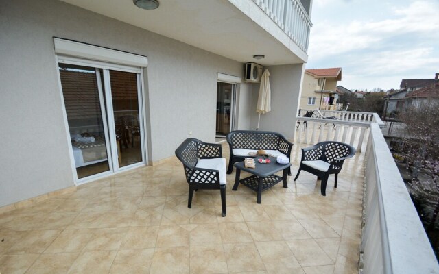 Family Tivat Apartments