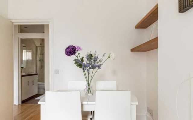 Charming 1-bed Apartment in London