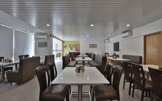 OYO Townhouse 27926 Sector 66 Noida