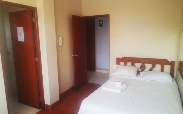 Hostal Elegant