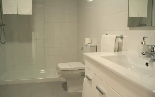 Cíes Suites García Barbón 73 - Flats with Hotel Services