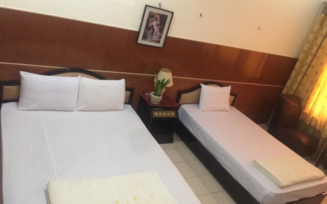 Song Huong Hue Hotel