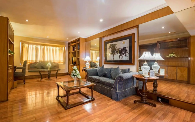 Hotel Parle International