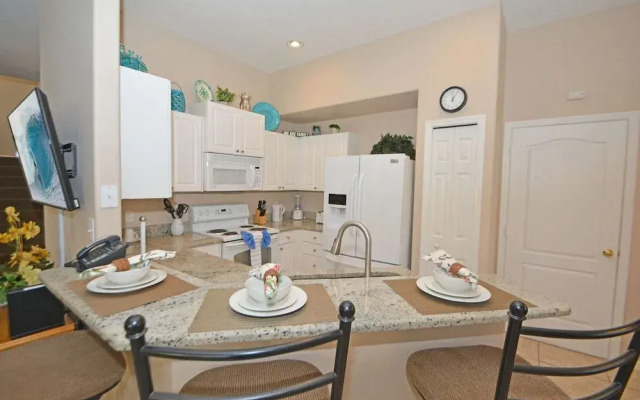 731 Sunbright Villa 5 Br villa by RedAwning