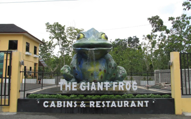 The Giant Frog - Cabins & Restaurant