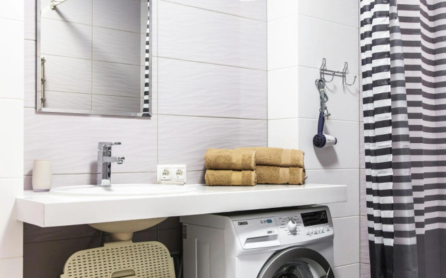 Apartments Roksolany 16