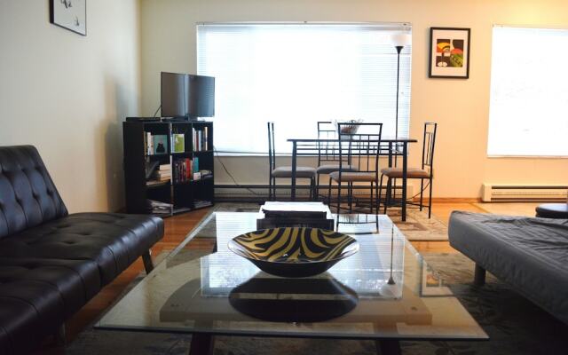 Sunny Westlake Suites by Metro