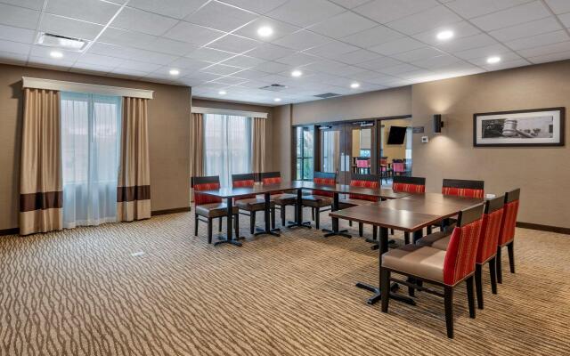 Comfort Suites Columbus Airport