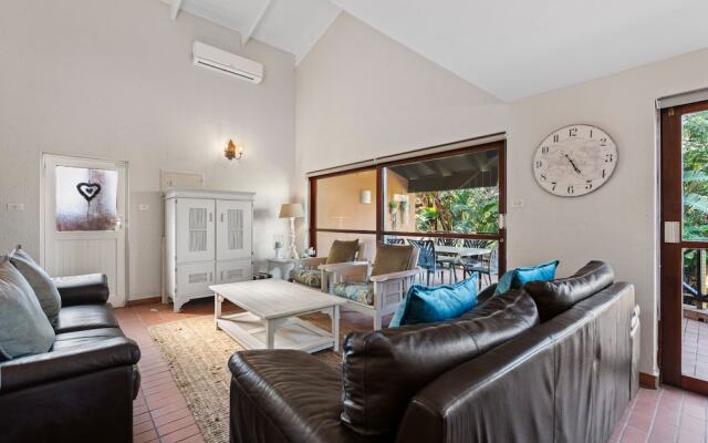 San Lameer Villa Rentals 1926