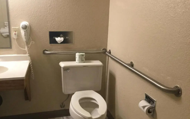 Super 8 Youngstown/Austintown