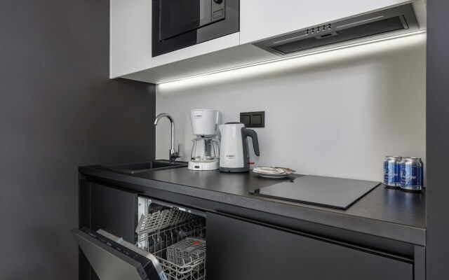 Shellter Apartment Rogowo by Renters