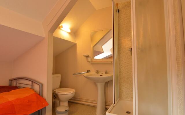 Pleasant Holiday Home in Ouren With a Bar