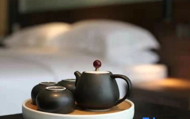 Yixiyun Hotel (Qihe Wanda Branch)