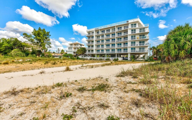 Oceana 202 West