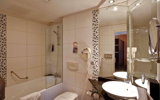 Kyriad Lyon Sud Saint Genis Laval