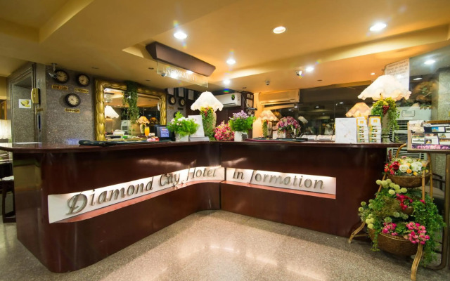 Diamond City Hotel