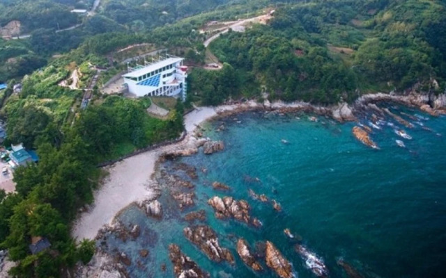 Samcheok Yonghwa Hotel