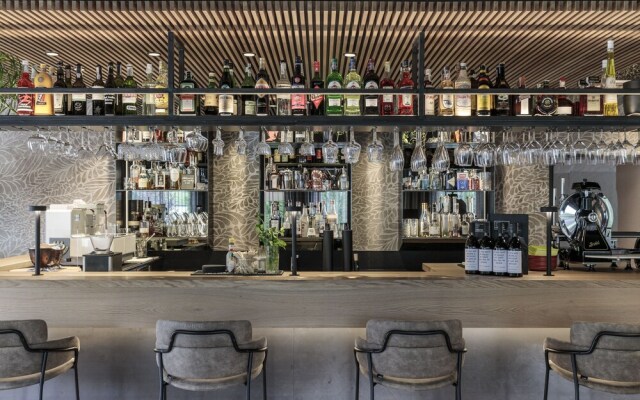 Christof Hotel