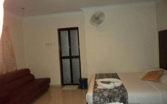 OYO 424 KK Inn Hotel