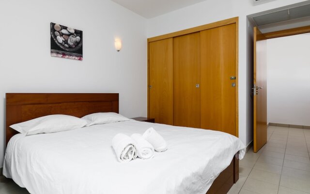 Marina Apartment by AGProperties