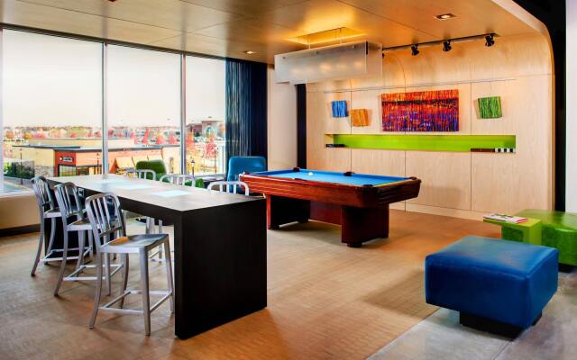 Aloft Leawood-Overland Park