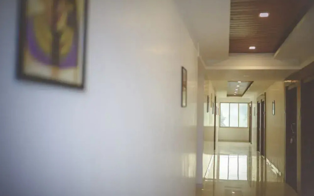 White House Beach Resort