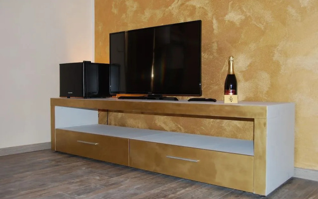 Secret RHome Colosseum Art