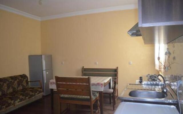 Guest House Parnavaz 102