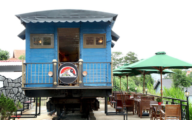 Dalat Train Villa