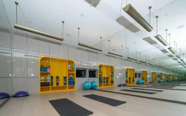 Holiday Inn Fuyang
