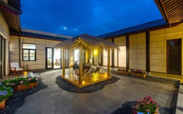 Lijiang Youjian Xiashe (Shuhe Ancient Town Branch) – Outside – Lijiang
