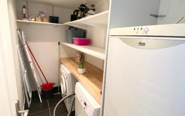 Grande Maison de ville lumineuse + Terrasse & clim