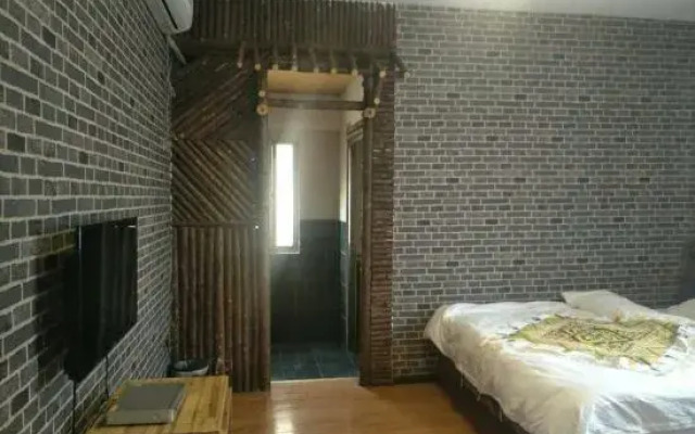 Yuren Xiaozhu Inn
