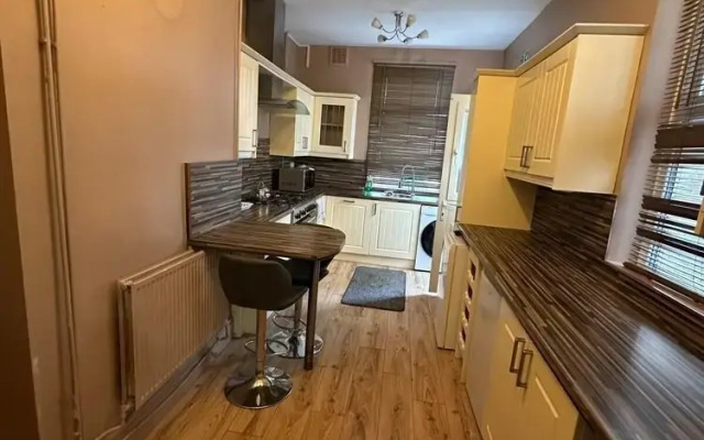 Doncaster Dream House Retreat