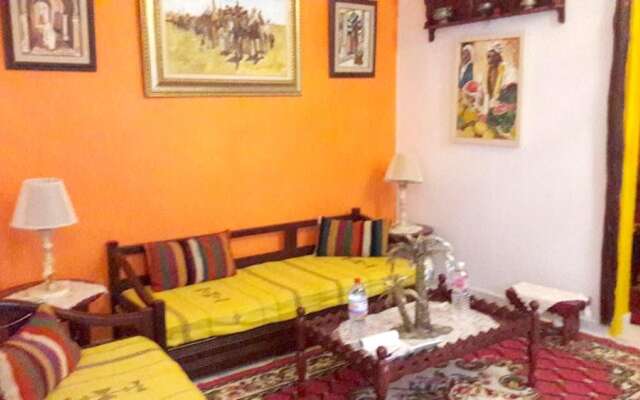 Apartment With 2 Bedrooms in Tunis, With Terrace and Wifi - 4 km From