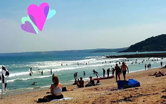 Falmouth Lodge Backpackers