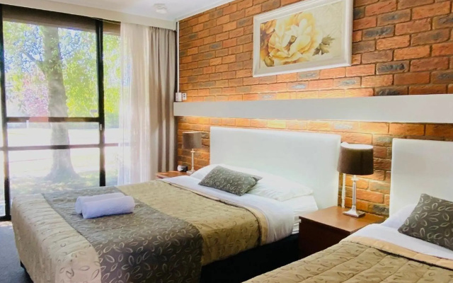 Connells Motel & Serviced Apartments – Guest Rooms – Traralgon