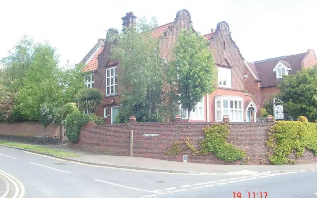 Hill House Guest House