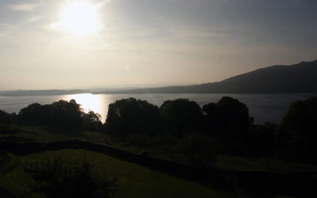 St Angela’s Lakeside Aparthotel