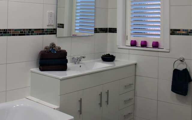 Raven Haven Glastonbury