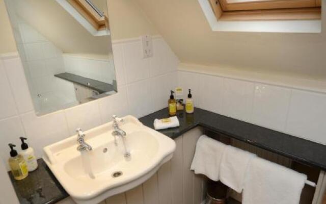 Clare House Hotel