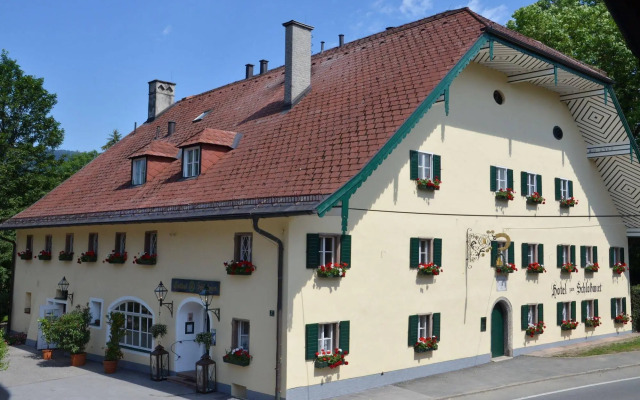 Der Schlosswirt zu Anif - Biedermeier-Hotel und Restaurant