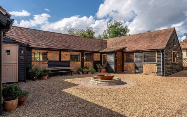 Morden Country Converted Stable, in the Kent Downs