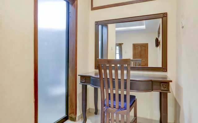 OYO 91269 R&s Living Residence