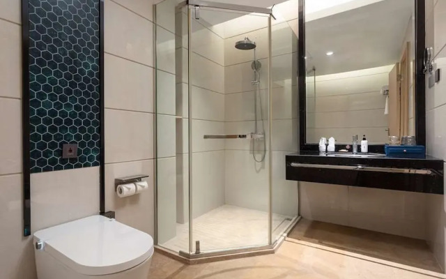 Days Hotel BY Wyndham Shenzhen Sanlian